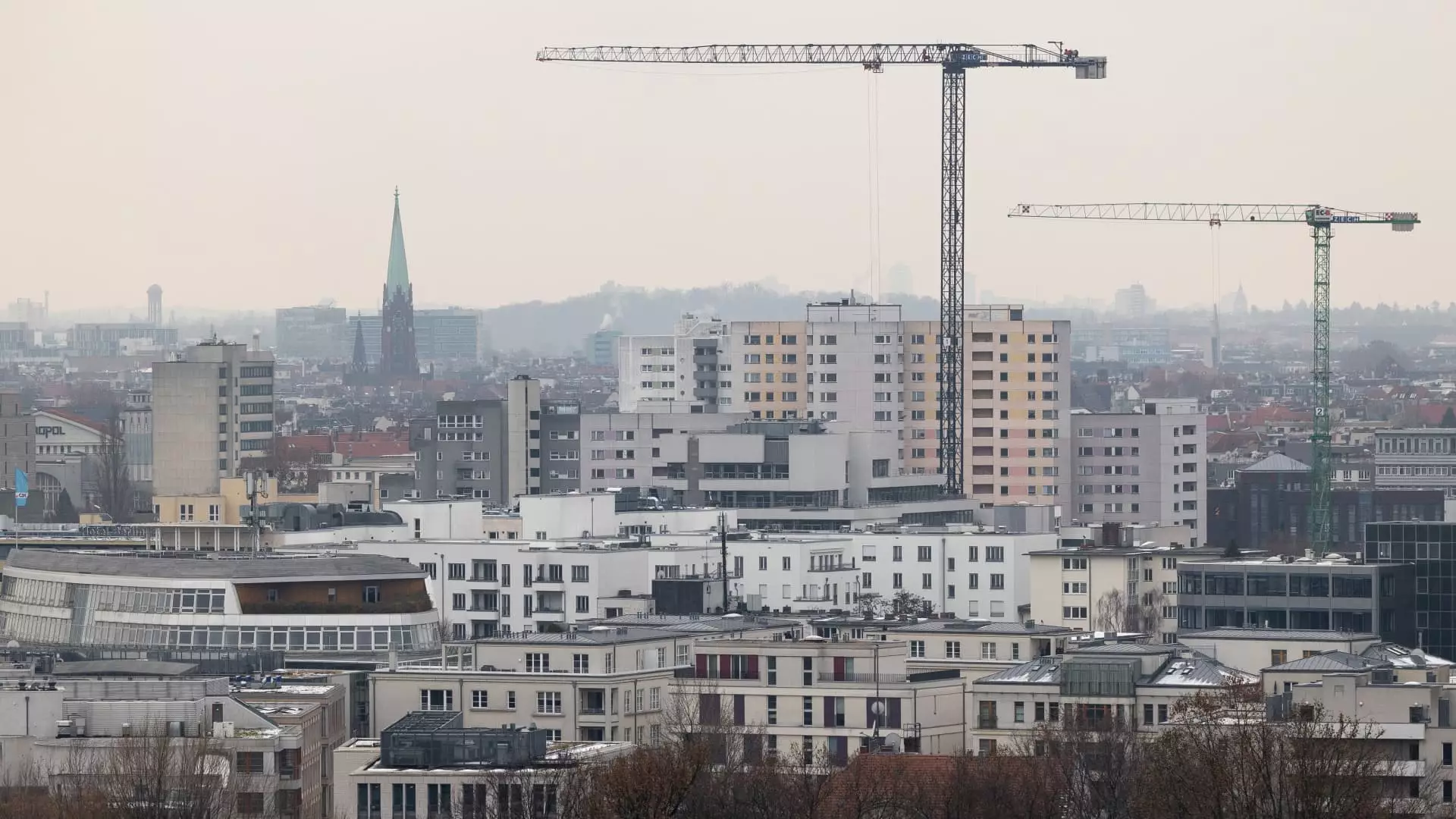 The Real Estate Crisis in Germany: Vonovia’s Stock Plunge