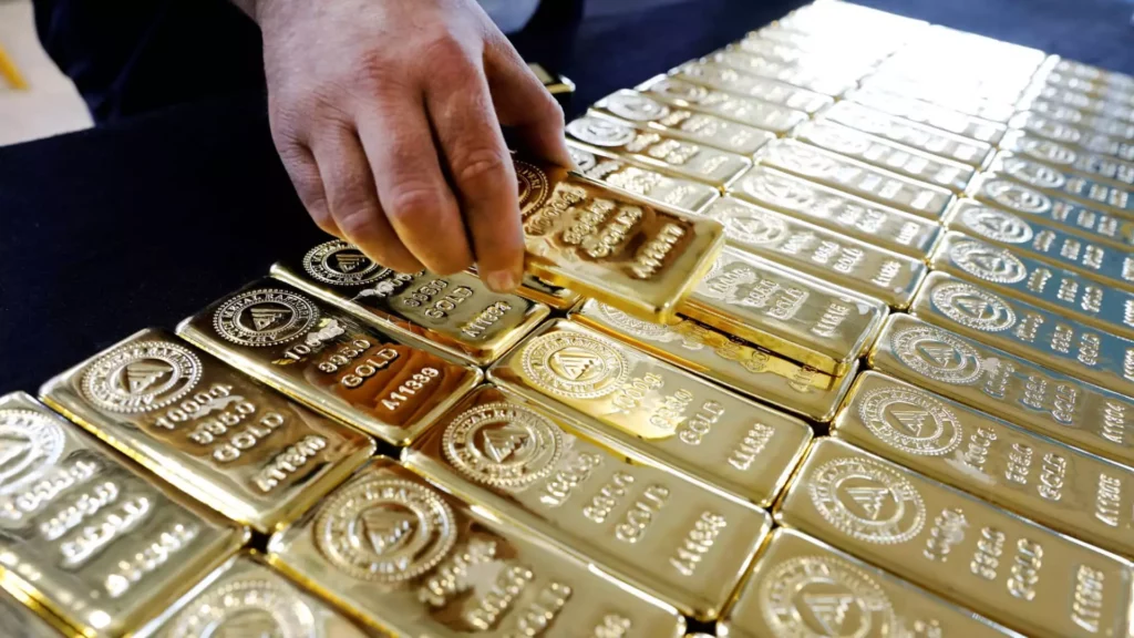 Why Physical Gold Might Be a Better Investment Than Gold Stocks