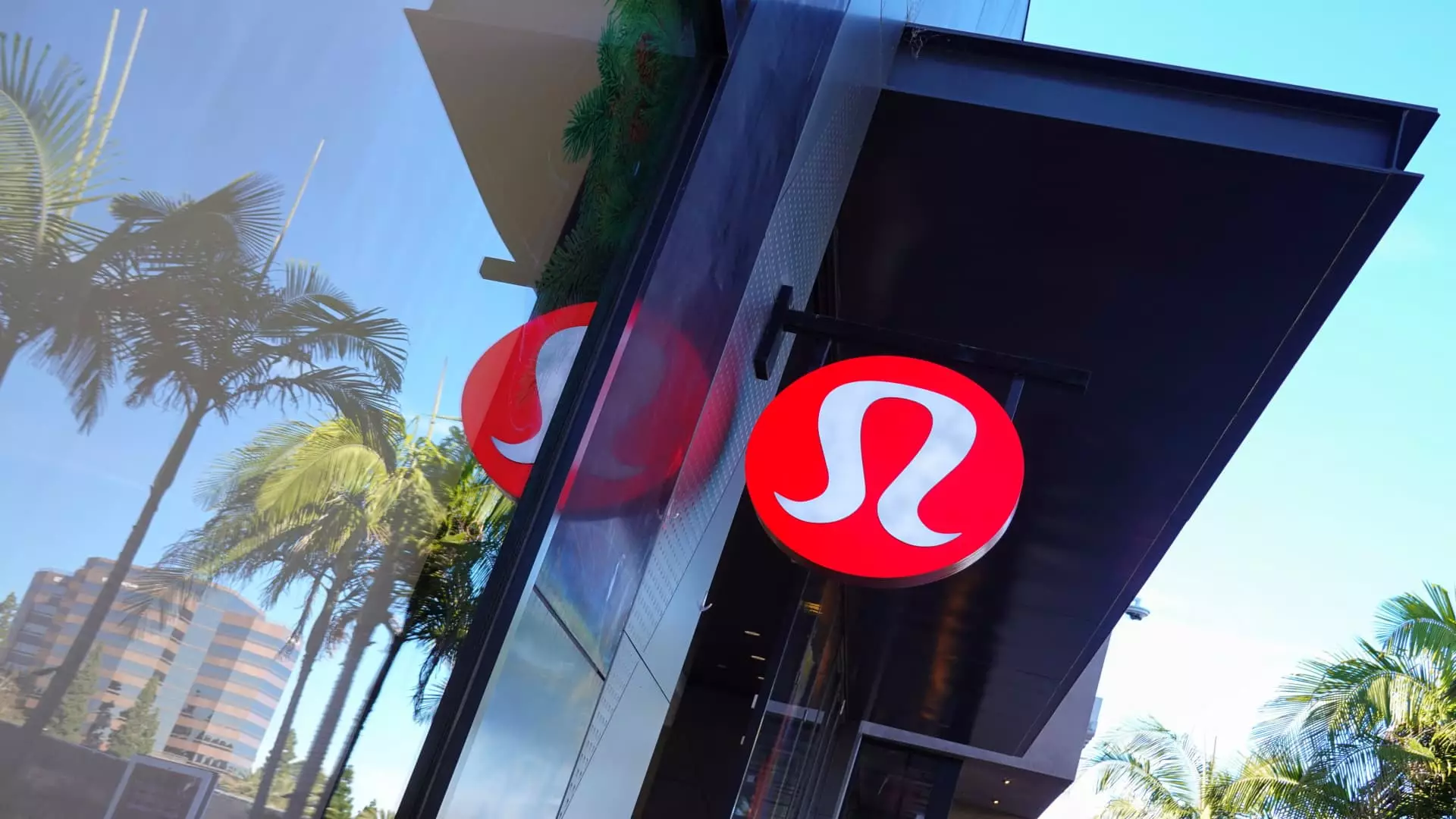 The Impact of Lululemon’s Distribution Center Closure