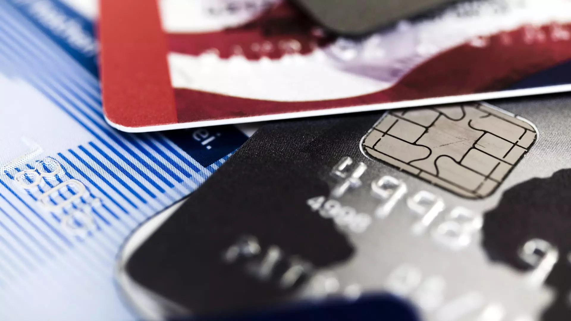 The Battle Over Credit Card Late Fees: Will Consumers Win or Lose?