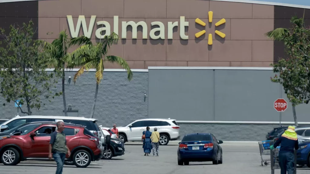 The Rise of Walmart in the Retail World