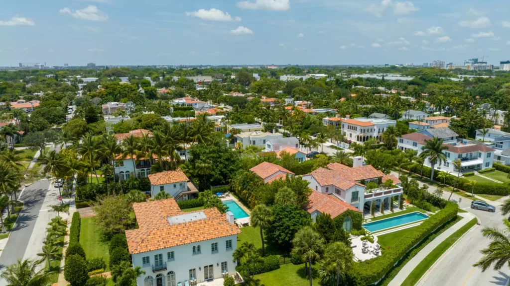 Housekeepers in High Demand in Palm Beach