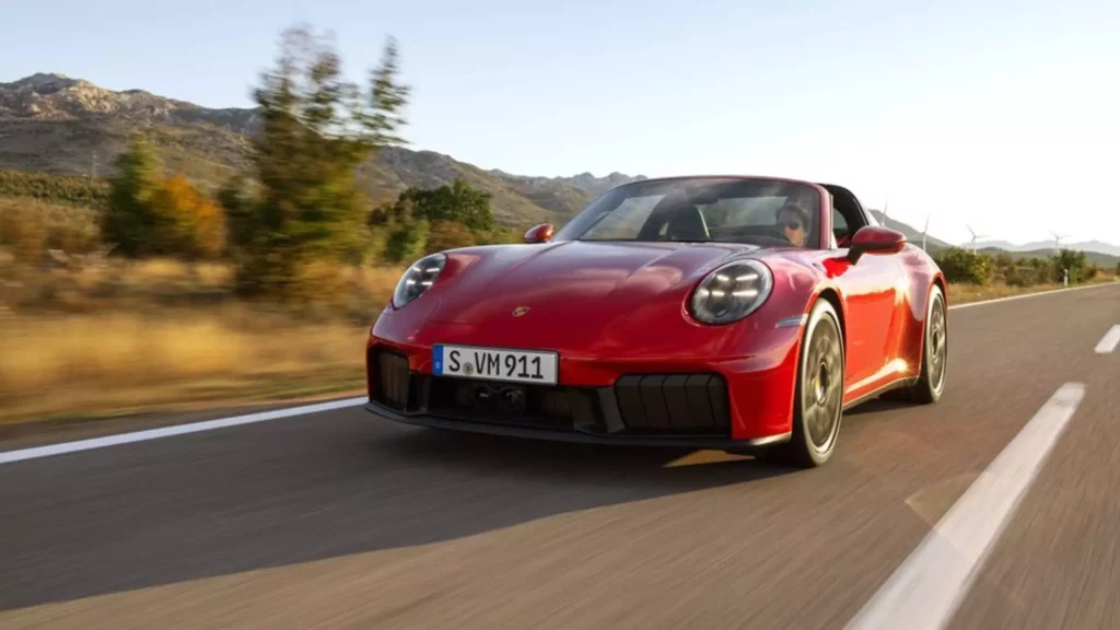 The Future of Porsche: The First Hybrid 911 Carrera GTS