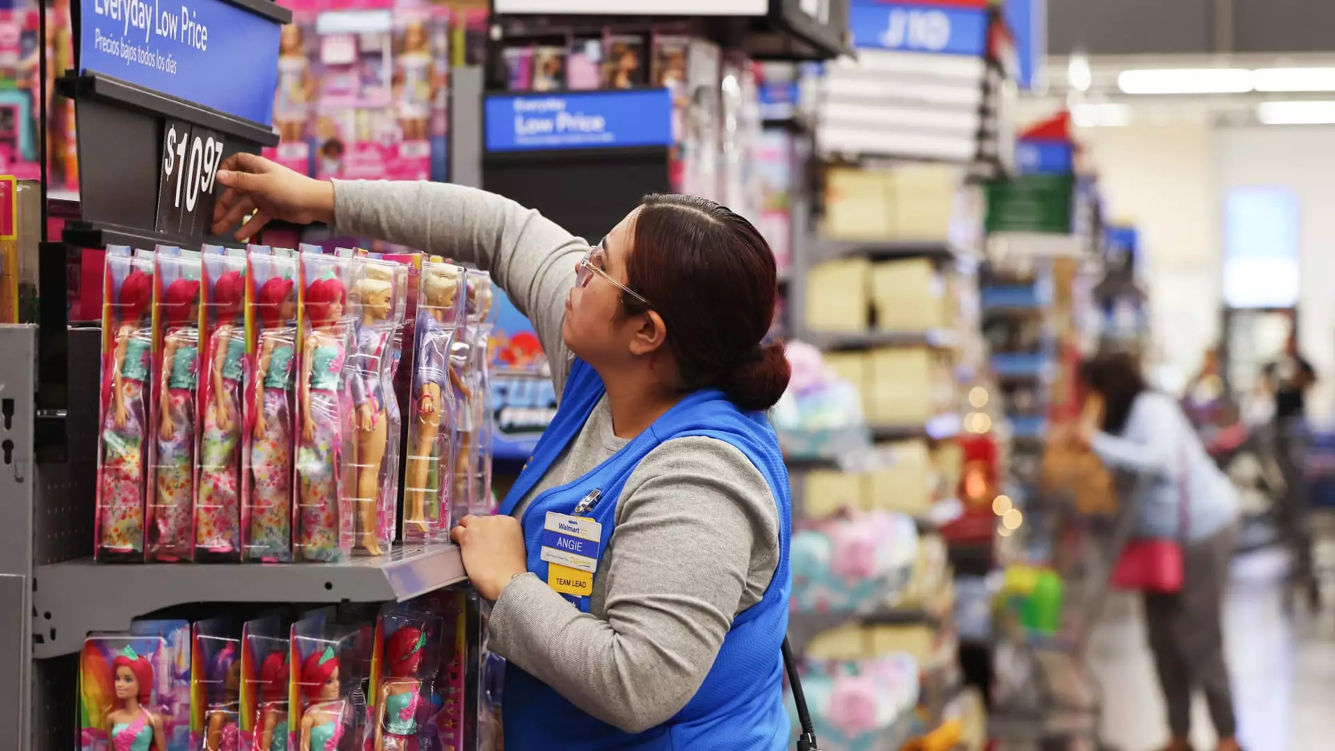 The Advancement and Criticism of Employee Programs at Walmart