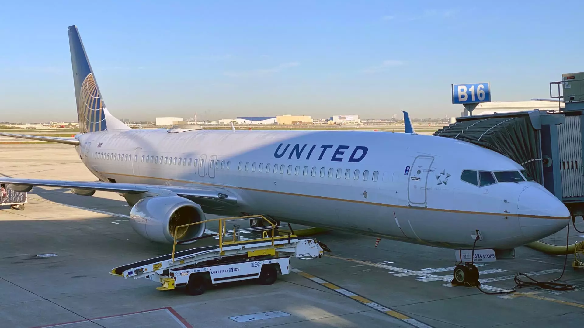 Improving the Travel Experience: United Airlines’ Use of Live Radar Maps