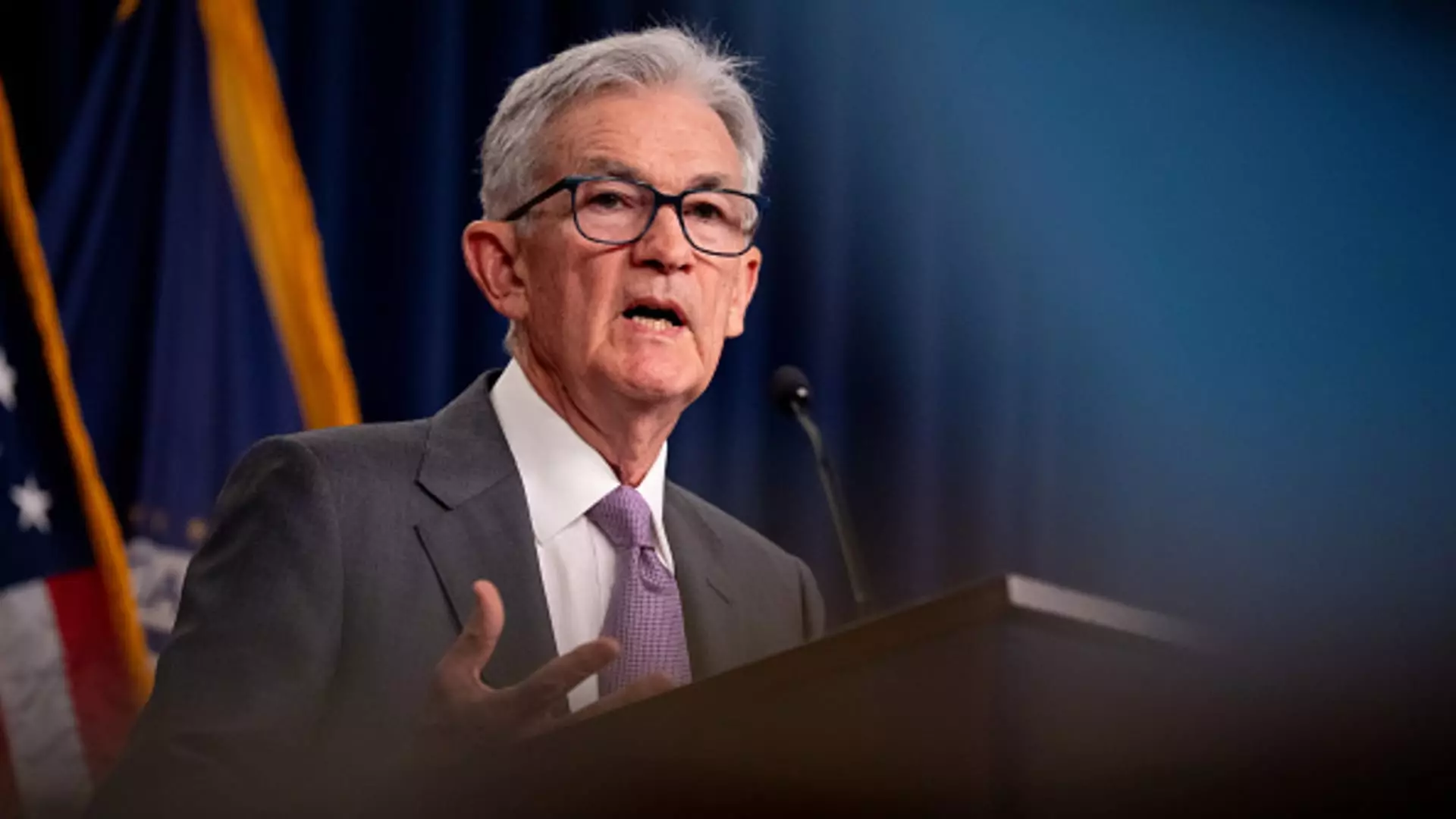 Strategies for Investors as Federal Reserve Indicates Interest Rate Cuts