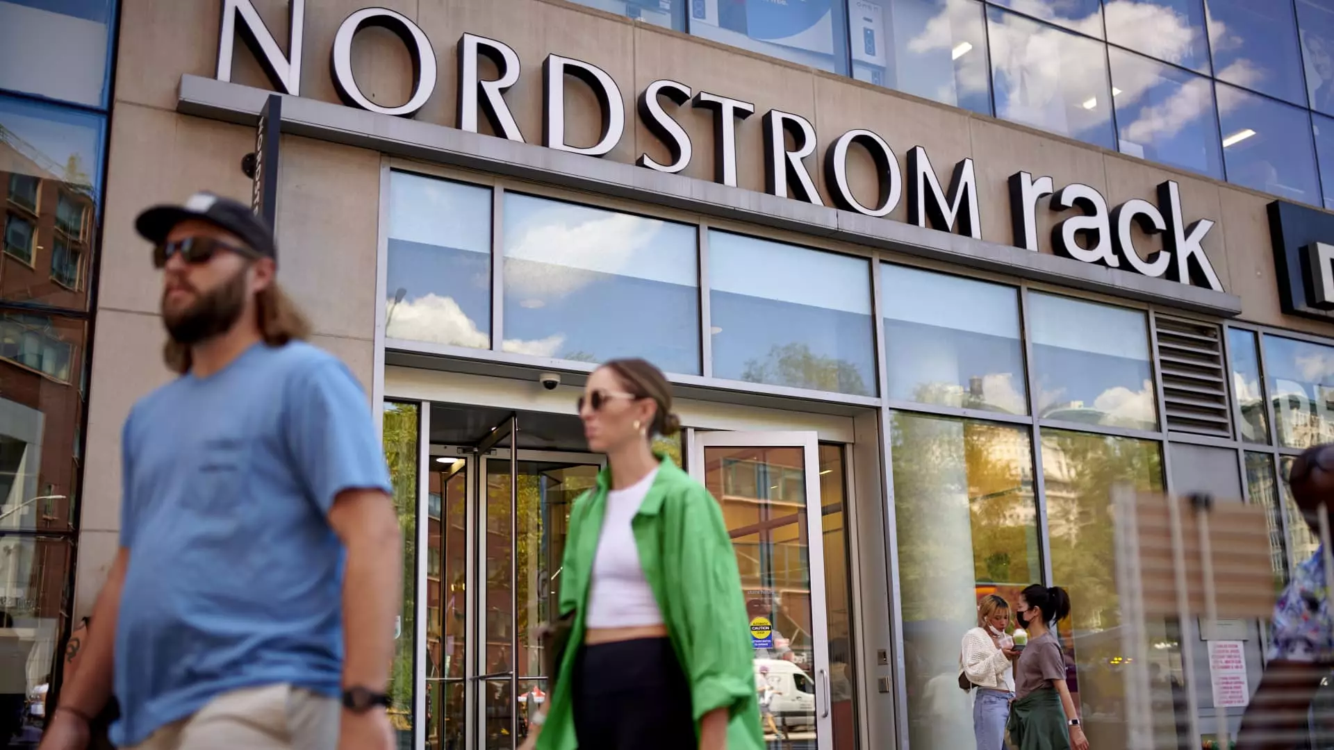 Nordstrom’s Earnings Reveal Strategic Optimism Amid Market Challenges