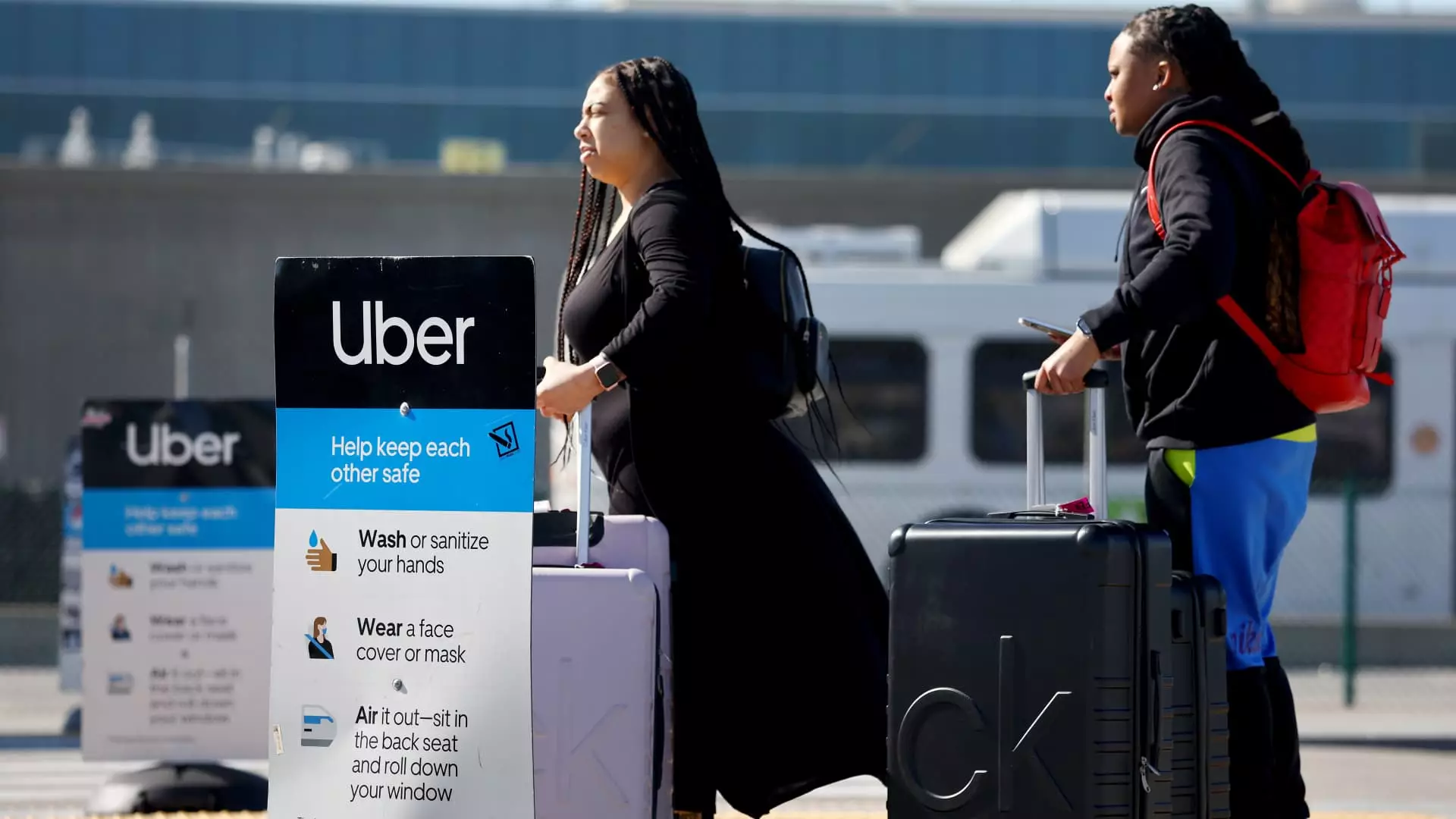 Delta Air Lines and Uber Forge New Partnership: A Shift in Loyalty Rewards