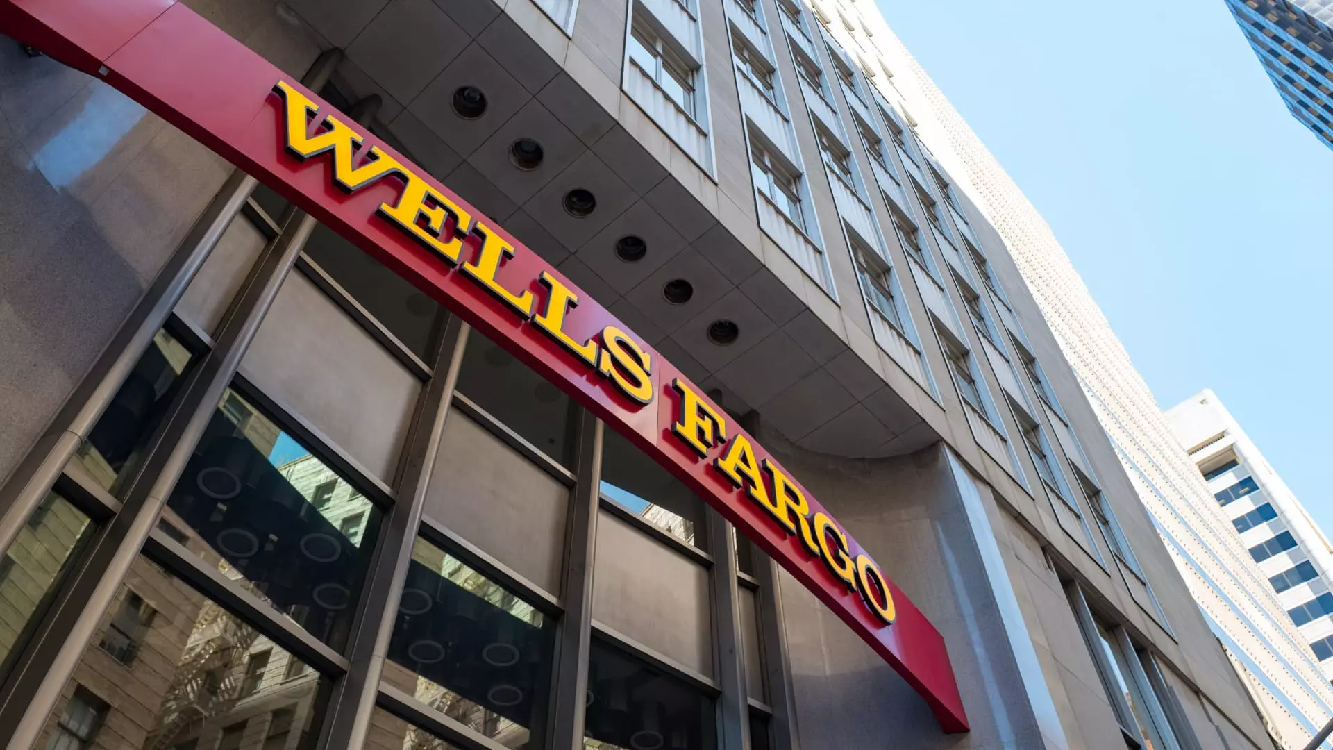 Wells Fargo’s Fourth Quarter Performance: Analyzing a Promising Outlook Amid Challenges