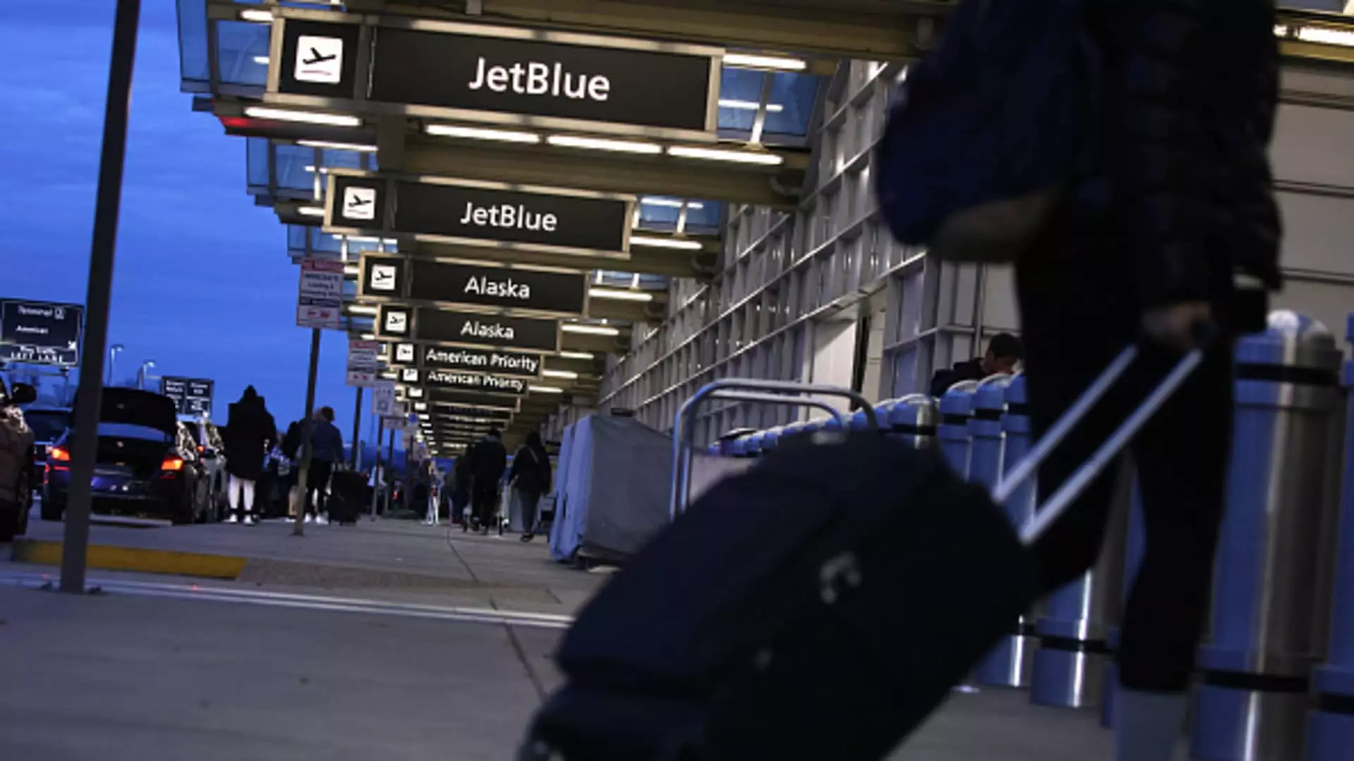 JetBlue Airways Pilots Offered Voluntary Retirement Packages Amidst Challenges