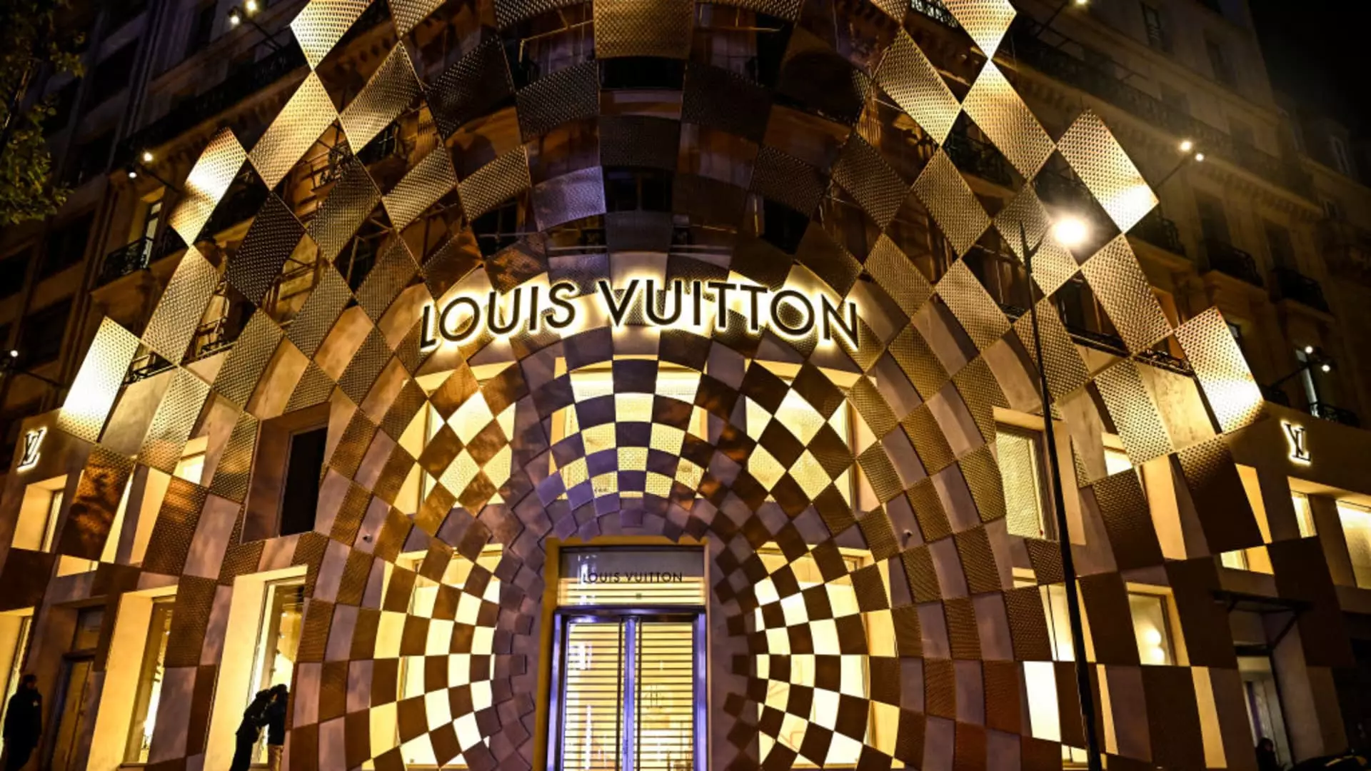 LVMH’s Financial Footprint: A Mixed Bag for the Luxury Sector