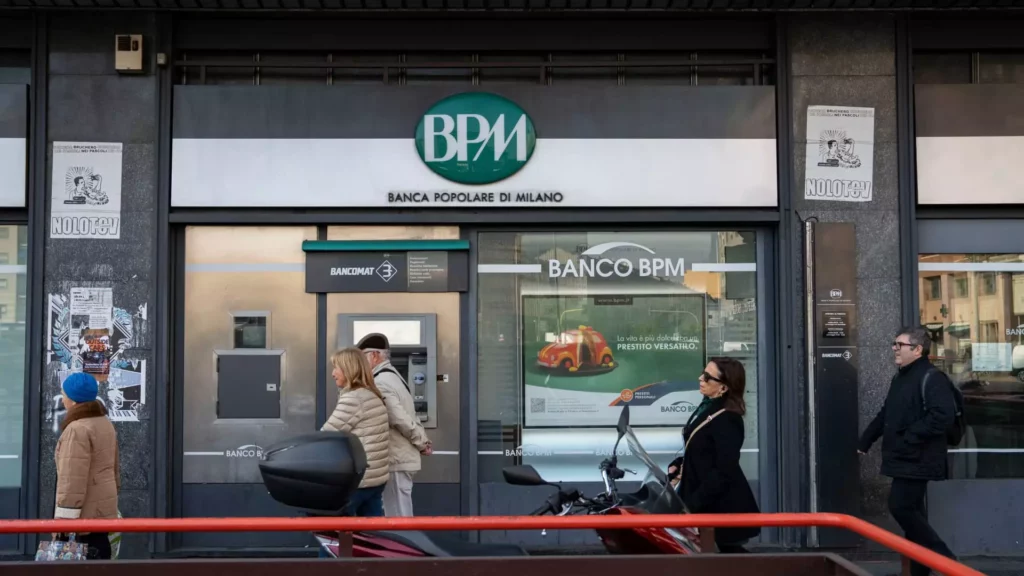 Banco BPM Rejects UniCredit’s Takeover Bid: An Analysis of Strategic Positions in Italian Banking