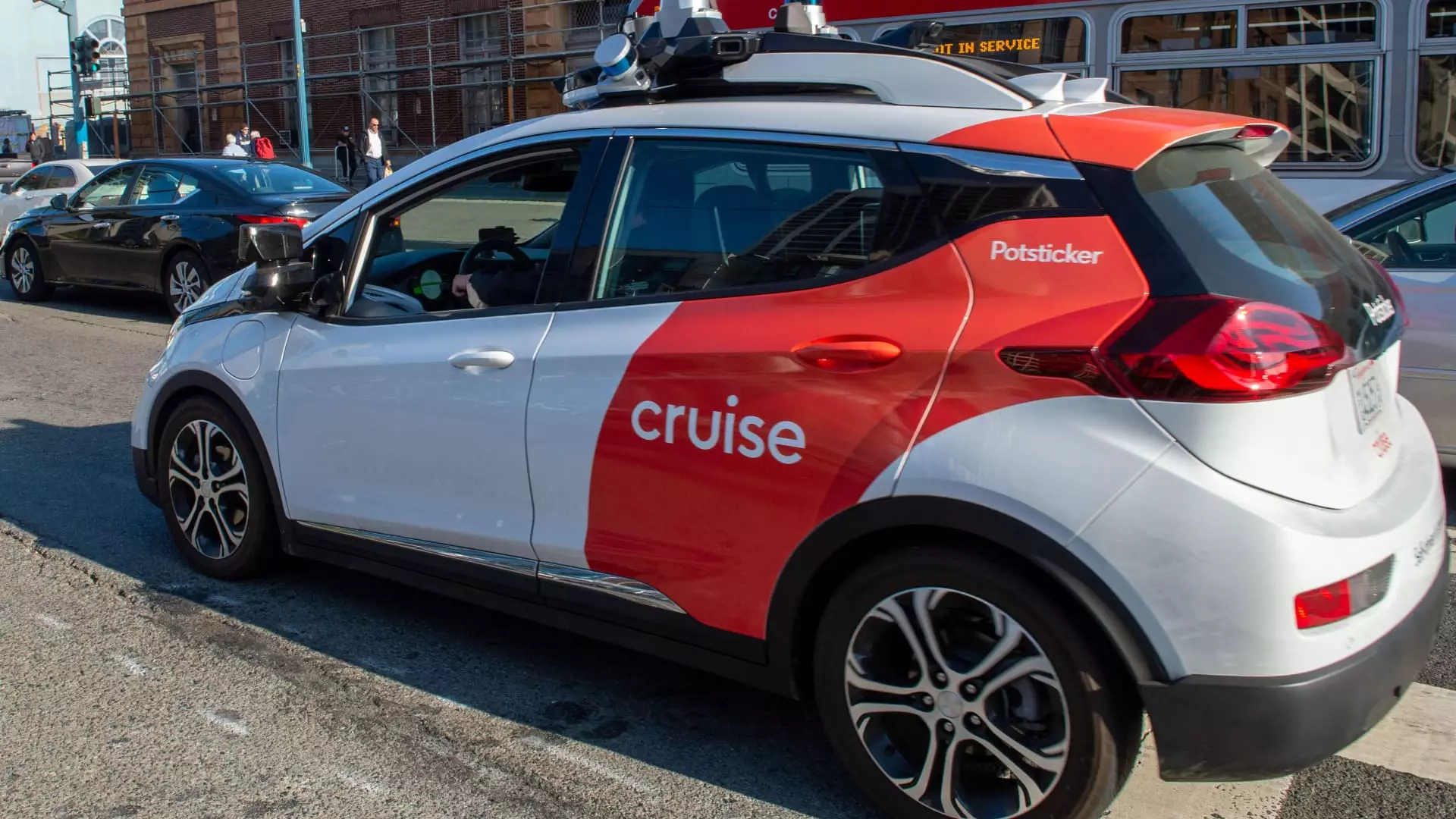 The Unraveling of Autonomous Ambitions: A Closer Look at General Motors’ Cruise Layoffs