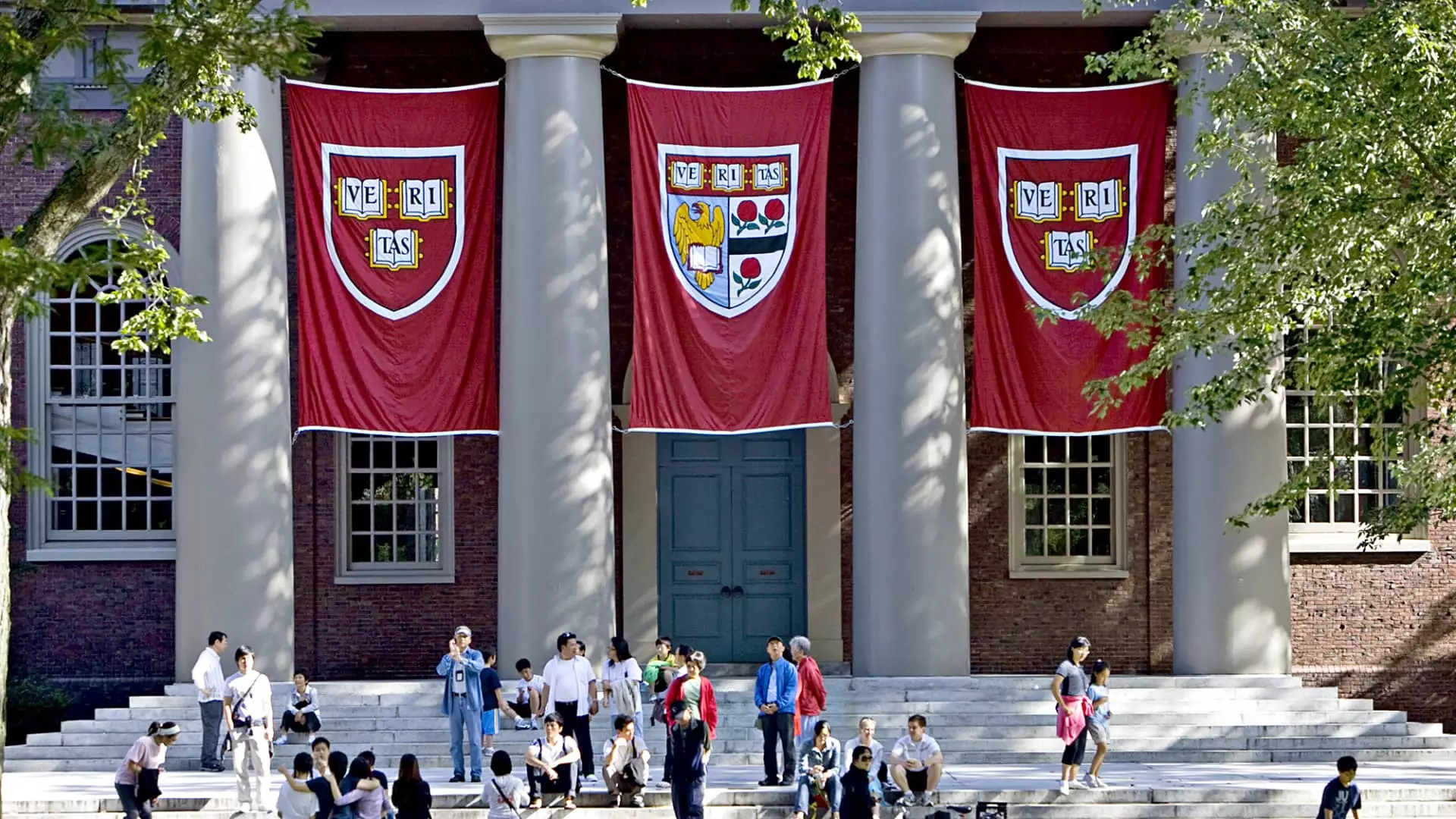 7 Bold Moves of Harvard: How Free Tuition is Shaping the Future of Higher Education