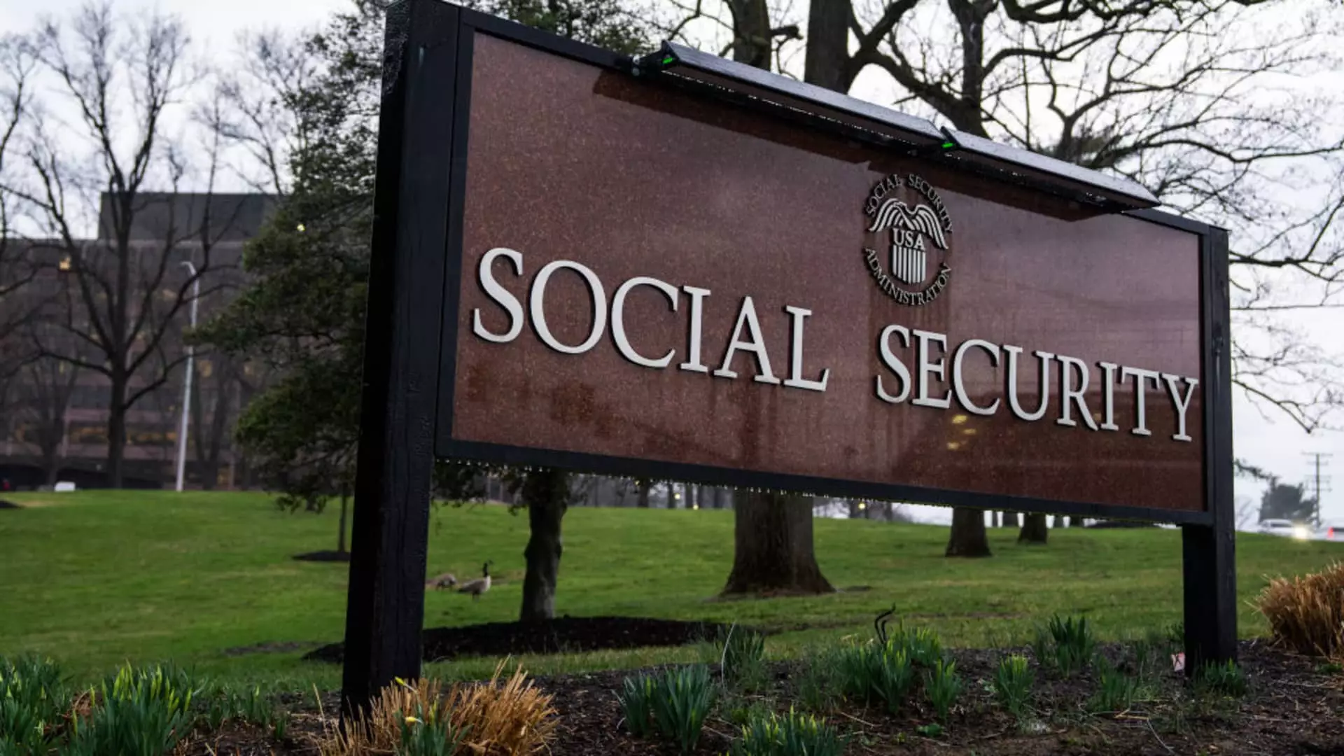 5 Harrowing Ways the Trump Administration Threatens Social Security