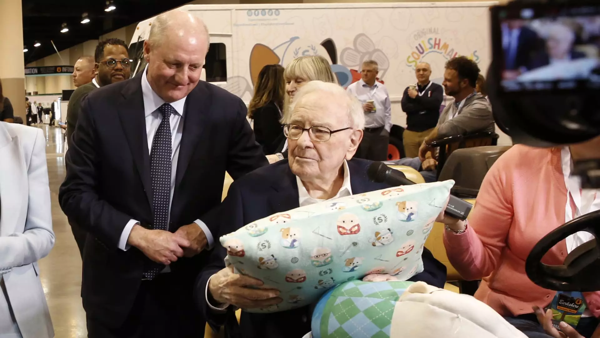 24 Million Reasons: The Unexpected Resilience of Berkshire Hathaway in the Wake of Buffett’s Departure