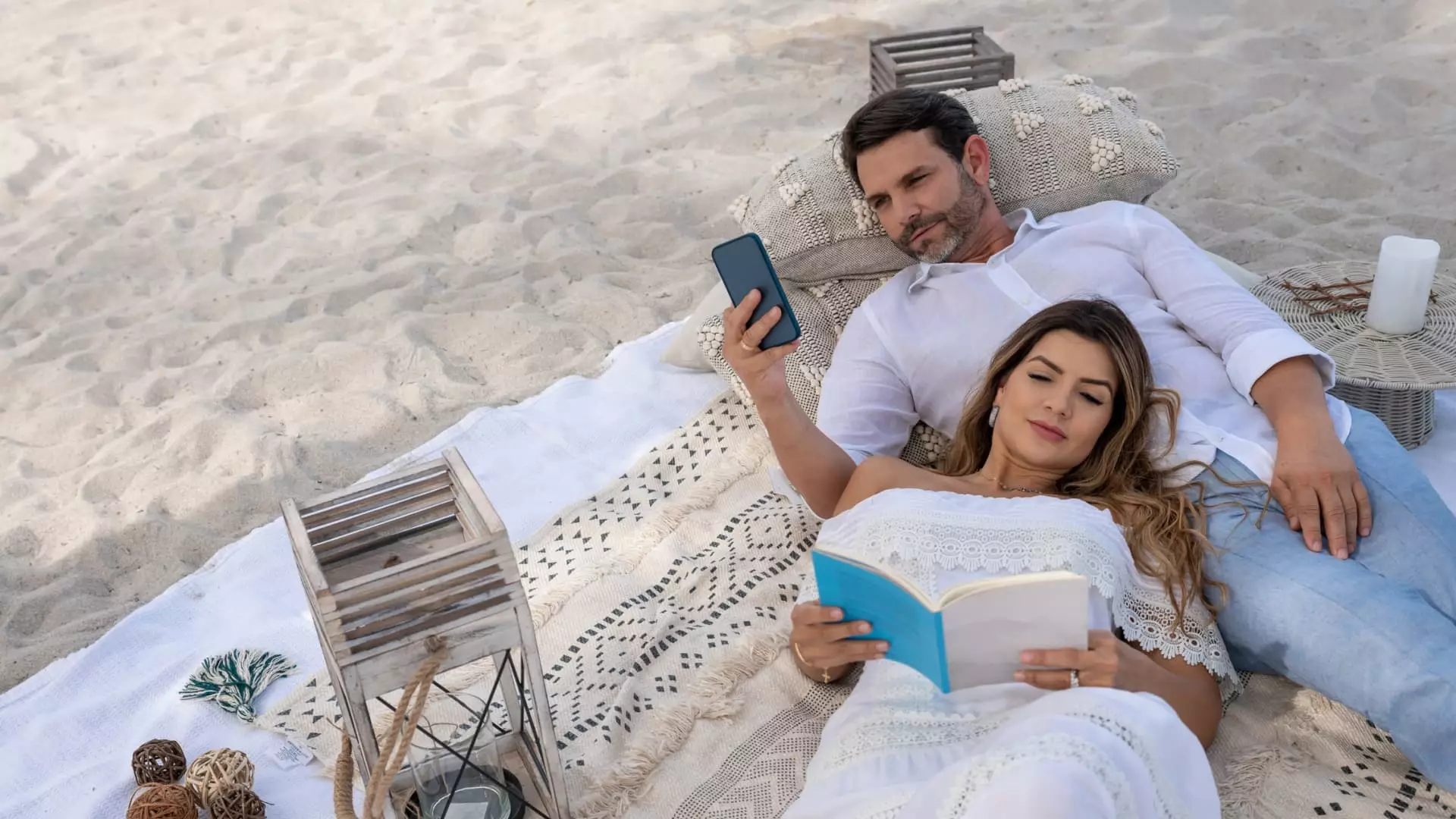 Illuminating the Glitz: A Summer Reading List for the Elite