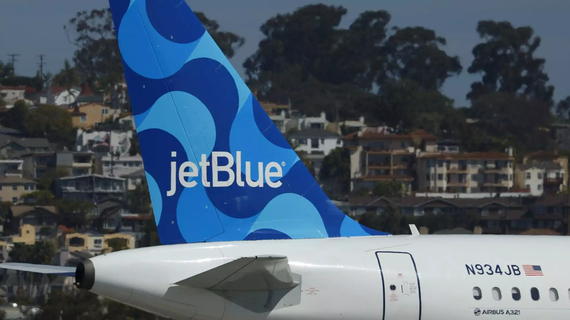 JetBlue’s Perilous Path: Navigating the Turbulent Skies of Airline Economics
