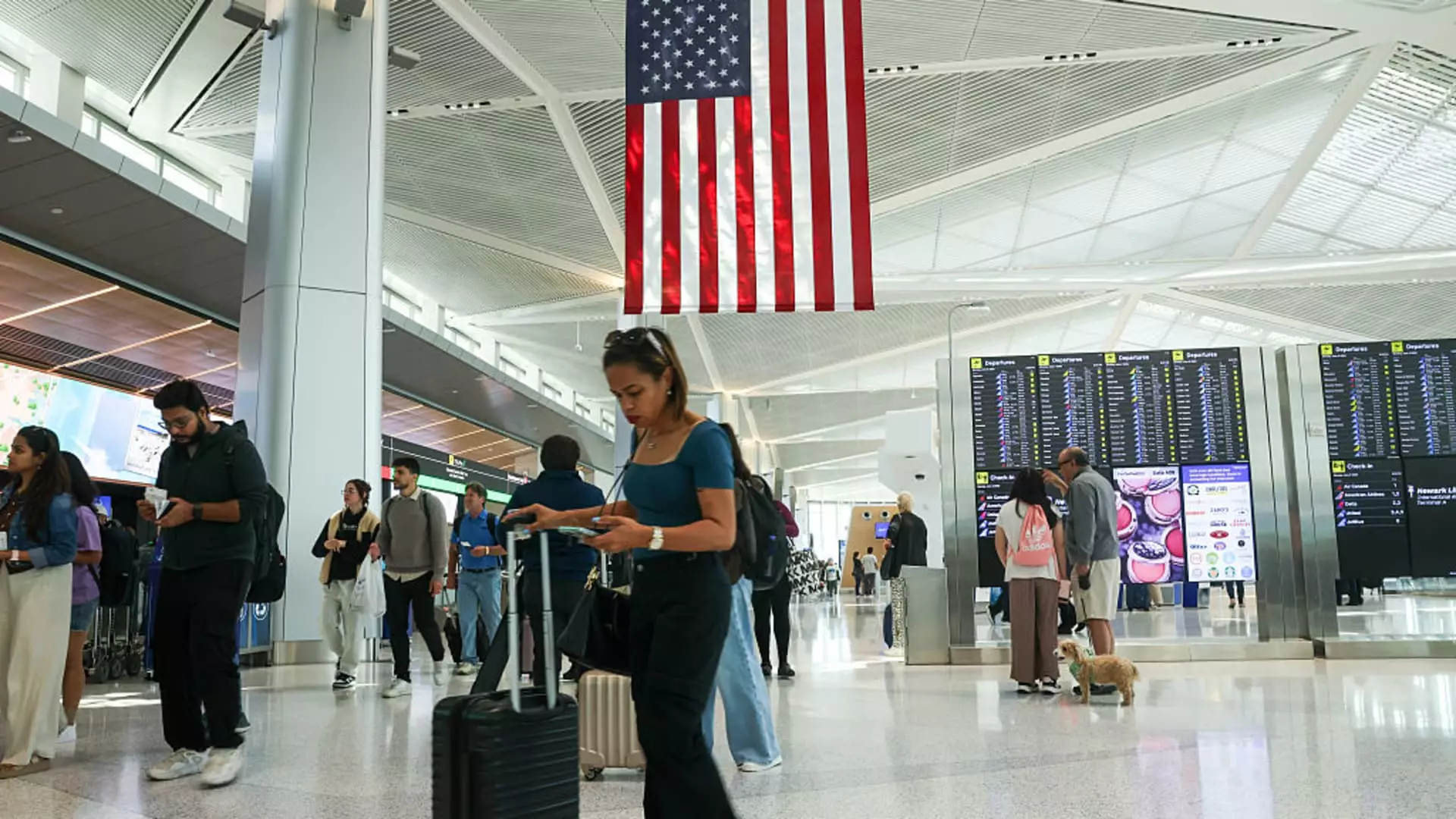 Winds of Change in the Airline Industry: Promises of Recovery or Signs of Collapse?