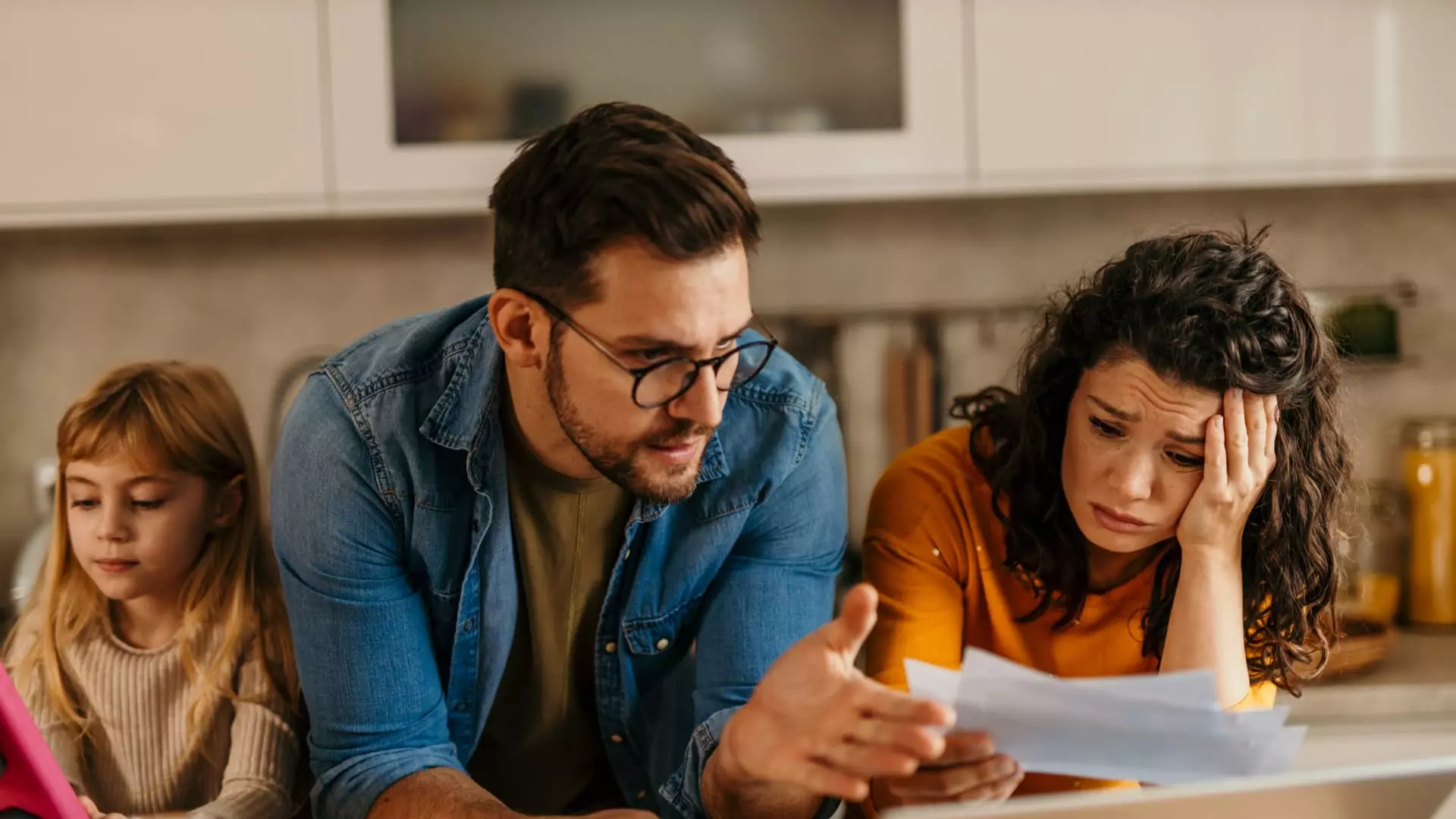 Economic Turmoil: How Rising Tariffs and Rate Uncertainty Threaten American Financial Stability