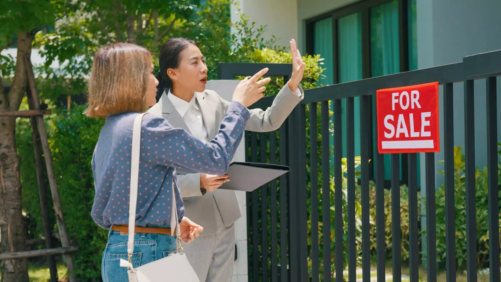 The Hidden Dangers of Rising Mortgage Rates and the Illusion of Control