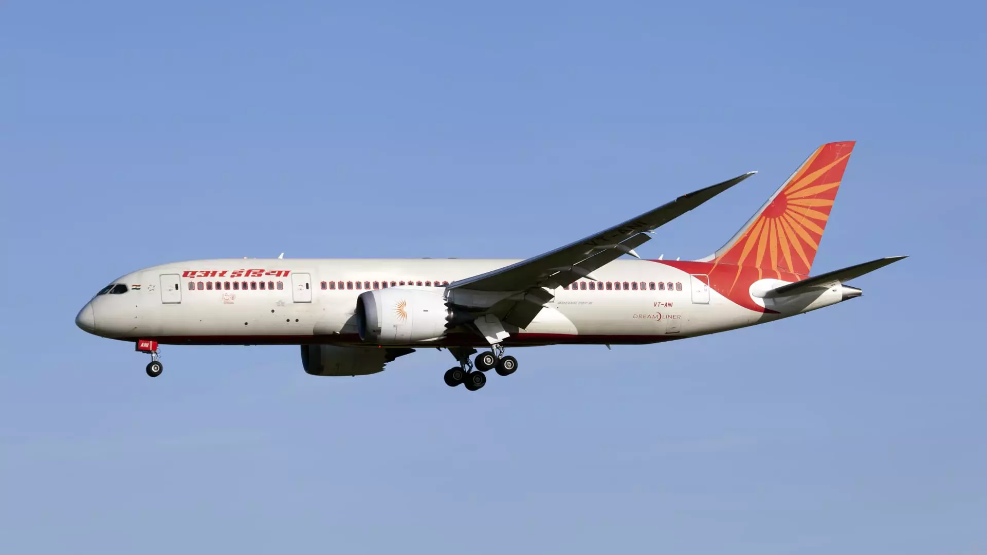 Air India’s Turbulent Turn: Safety and Modernization in a Fragile Balance