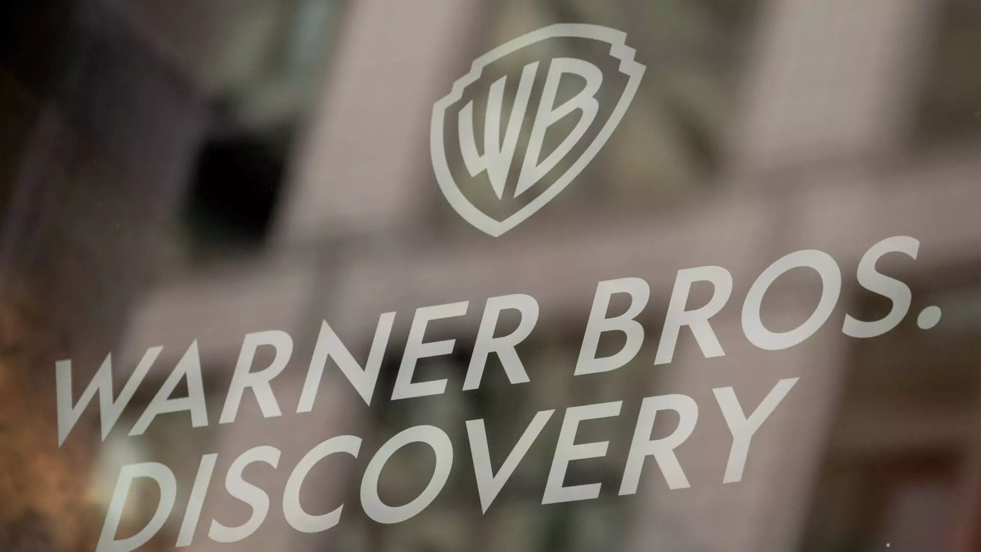 The Flawed Strategy of Media Mergers: A Reckless Pursuit of Power or a Necessary Evolution?
